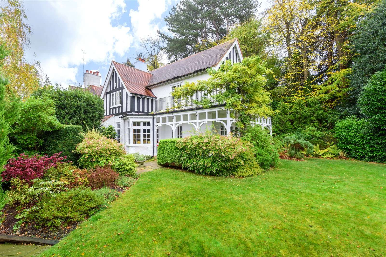 Ridgemount Road, Sunningdale, Berkshire, SL5 9RL Property for sale