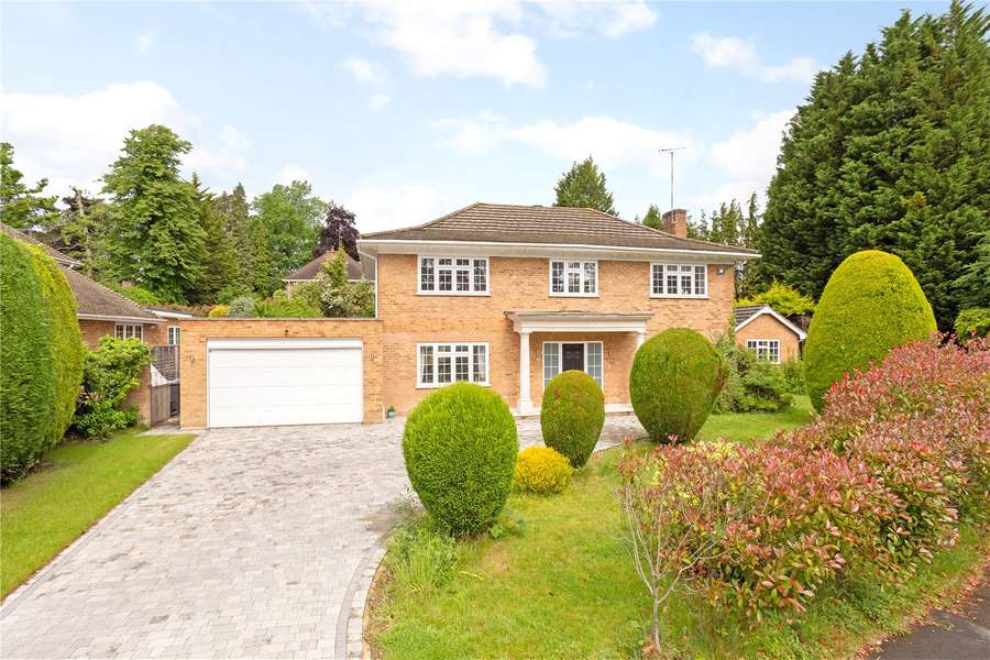 Chanctonbury Drive, Sunningdale, Berkshire, SL5 9PT Bất động sản để