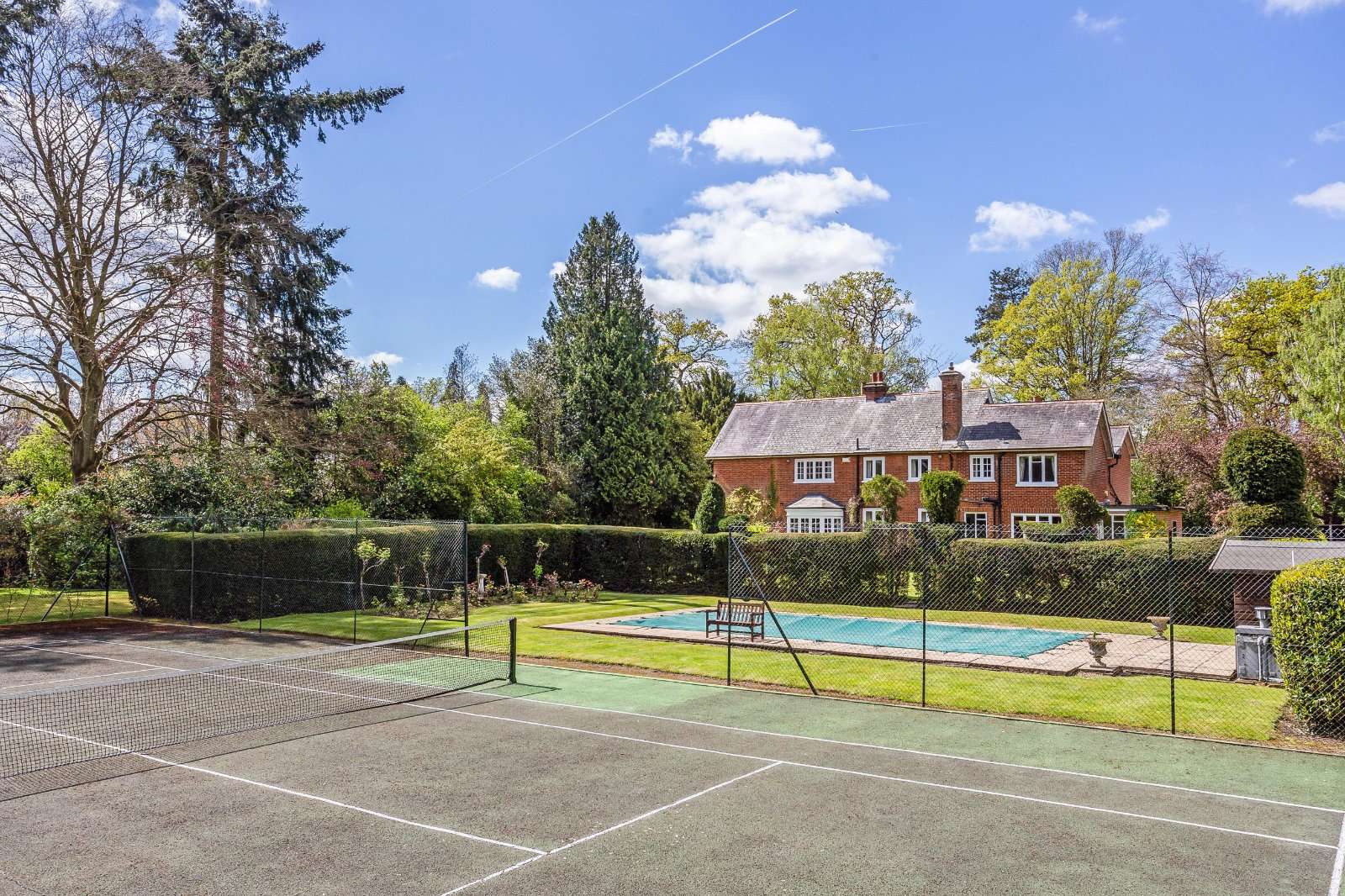 Lyne Lane, Lyne, Chertsey, Surrey, KT16 0AN Property for sale Savills