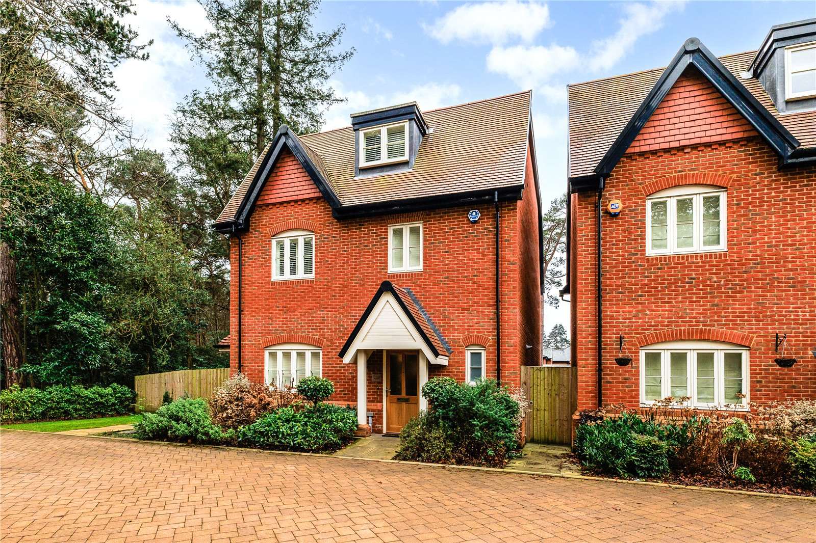 Seymour Drive, Ascot, Berkshire, SL5 8FX | Property for sale | Savills