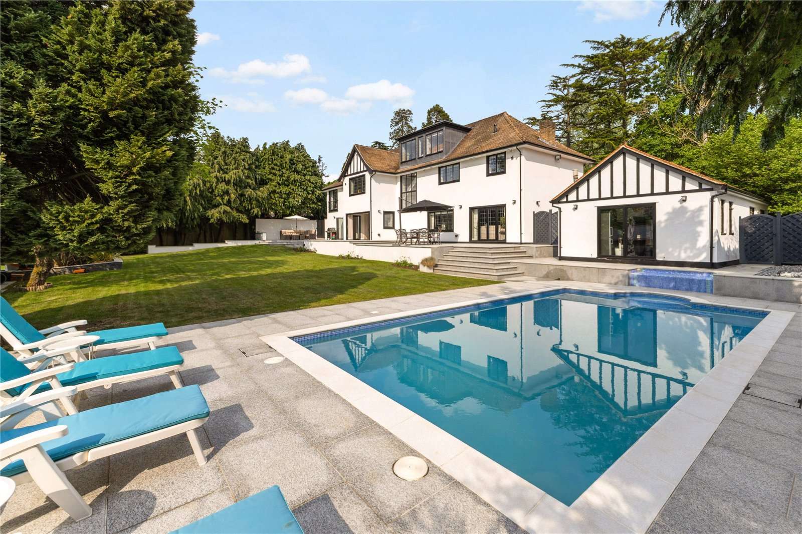 Sunninghill Road, Ascot, Berkshire, SL5 7RP