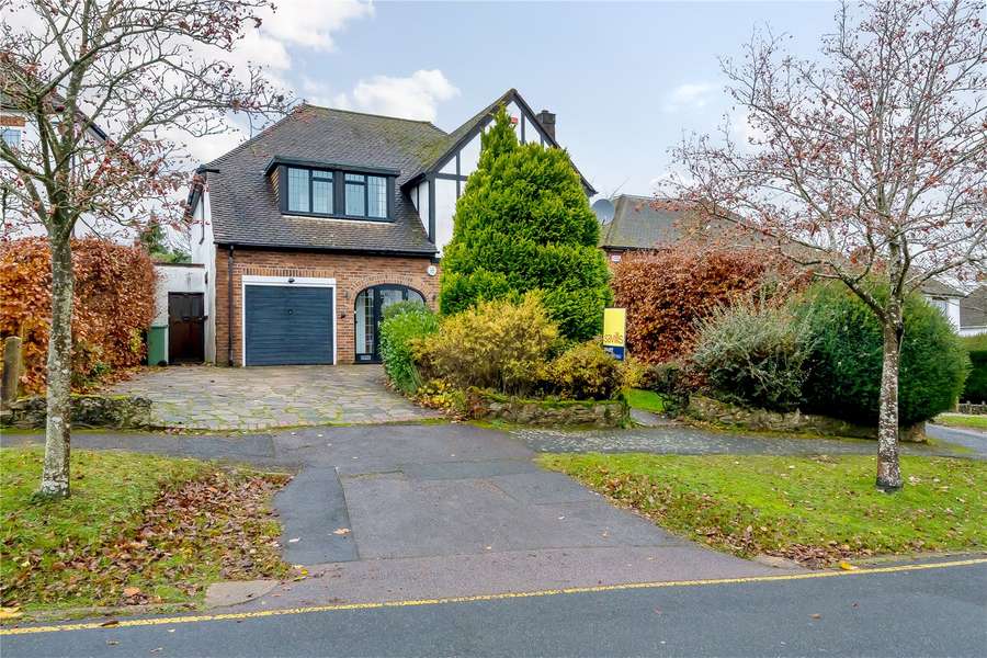 Marlborough Crescent, Sevenoaks, Kent, TN13 2HP Property to rent