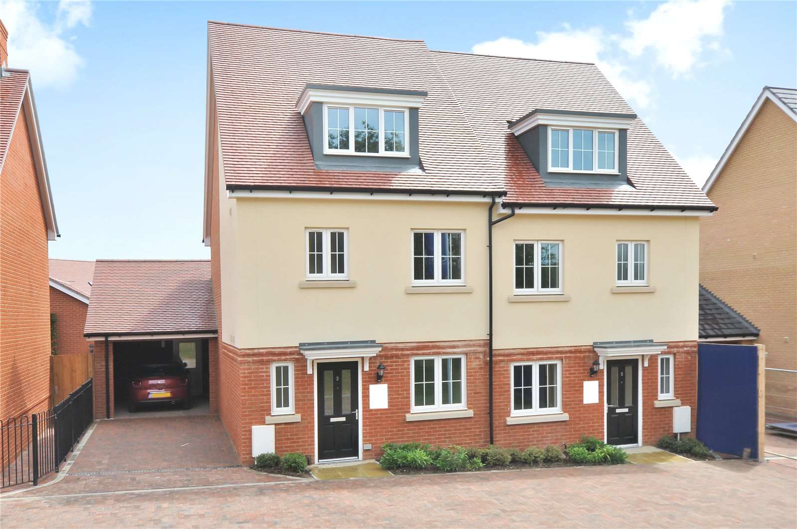 Bangays Way, Borough Green, Sevenoaks, Kent, TN15 8FS Property to