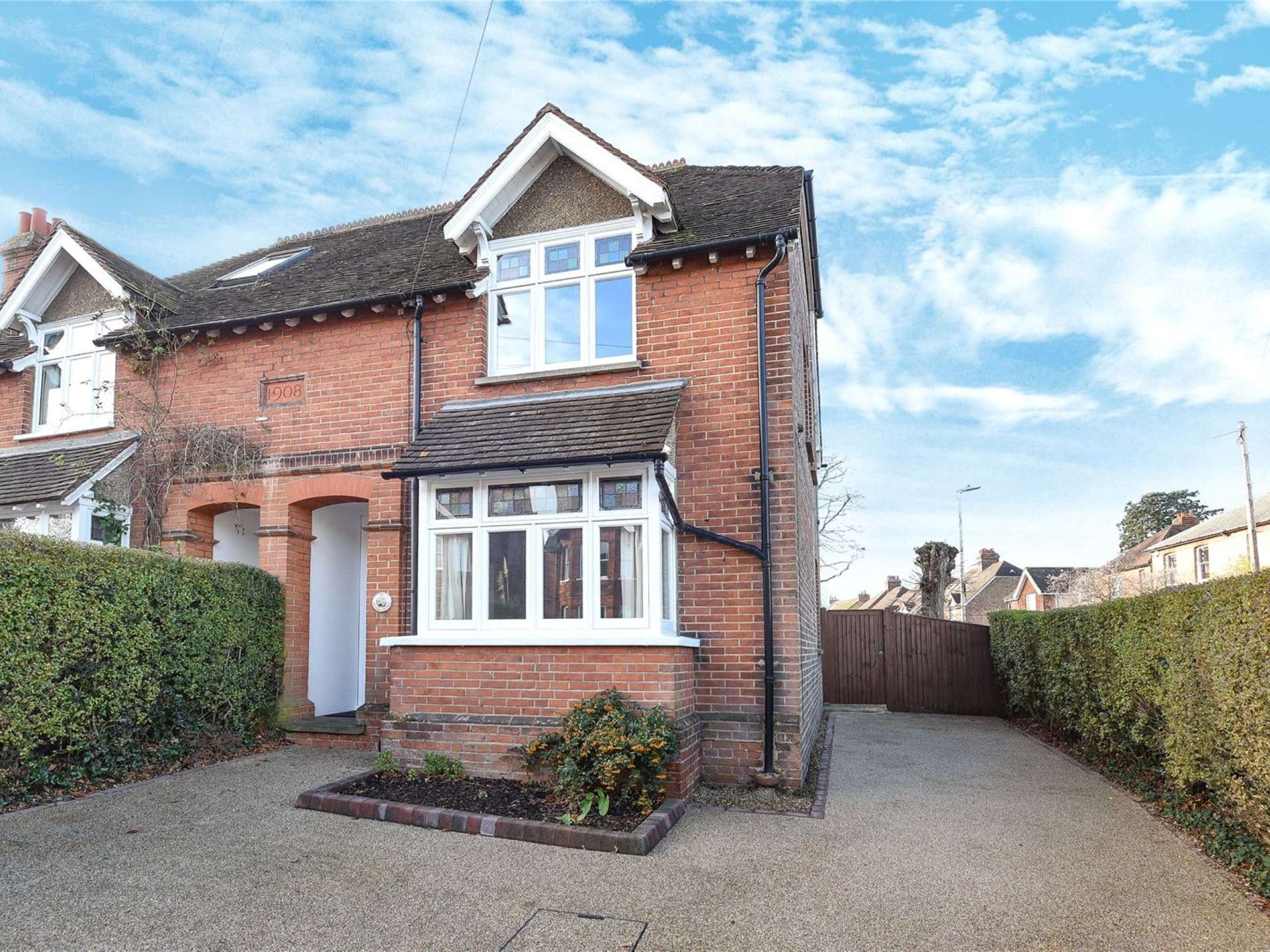 St. Johns Road, Sevenoaks, Kent, TN13 3LR Property to rent Savills