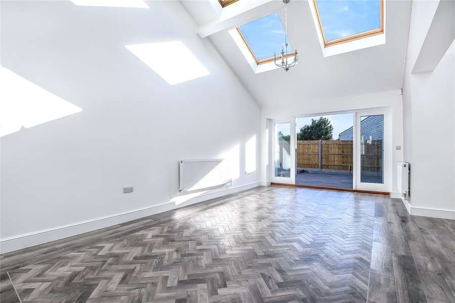 Savills Port Hill Barn Port Hill Orpington Kent Br6 7fp