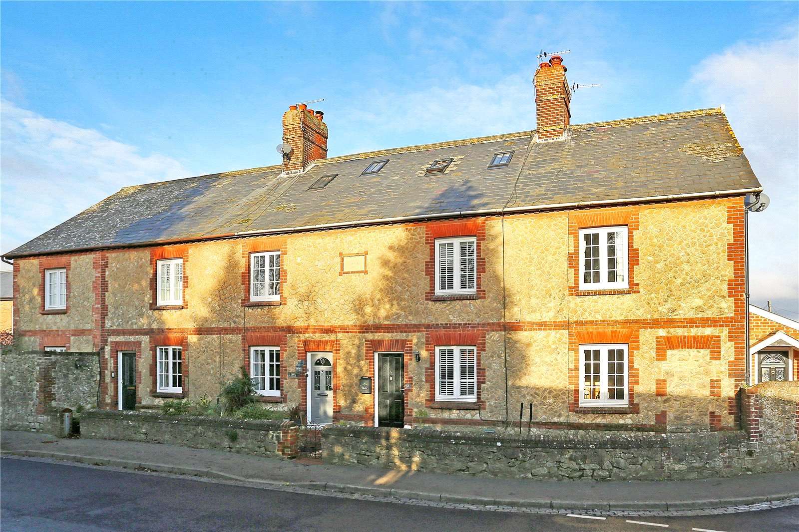 Manor Cottages, Teston Road, Offham, West