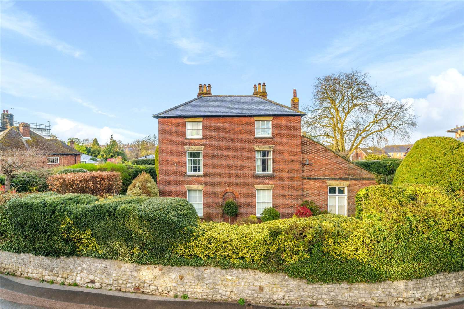 Bordyke, Tonbridge, Kent, TN9 1NW คุณสมบัติ ให้เช่า Savills