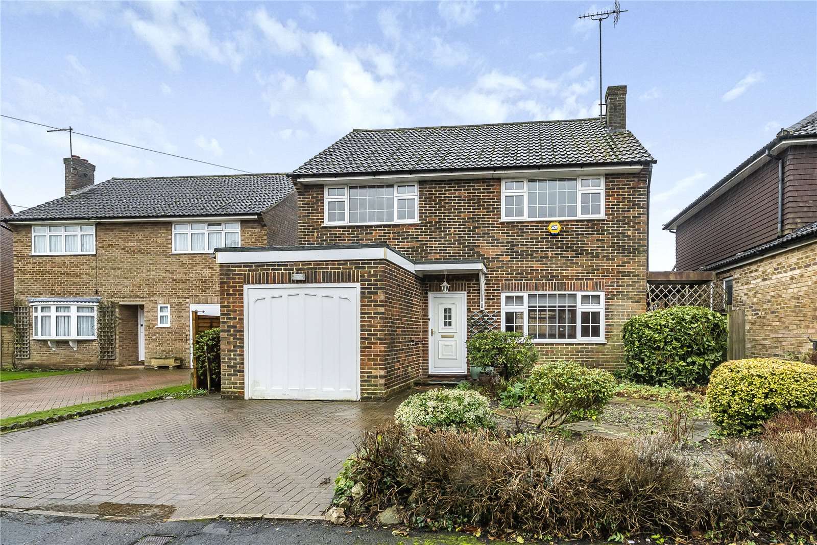 Meadowlands, Seal, Sevenoaks, Kent, TN15 0DH Property to rent Savills