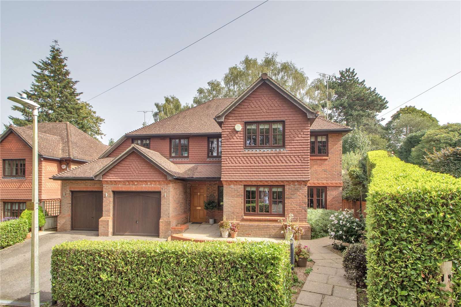 Properties For Sale In New Ash Green