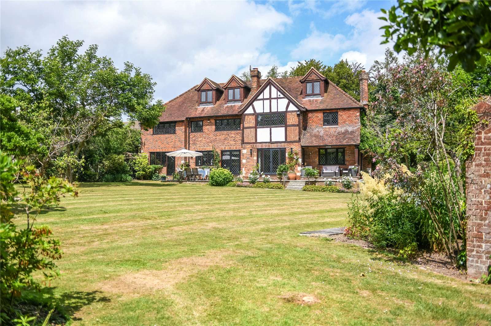 Yardley Close, Tonbridge, Kent, TN9 1QA Property for sale Savills