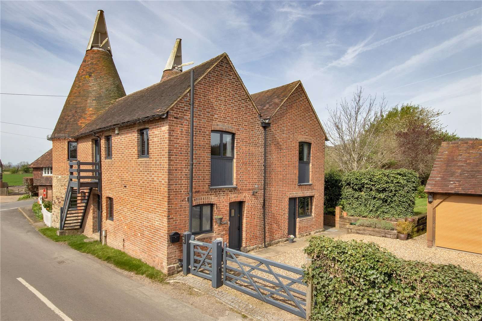 Heaverham Road, Kemsing, Sevenoaks, Kent, TN15 6NQ Property for sale