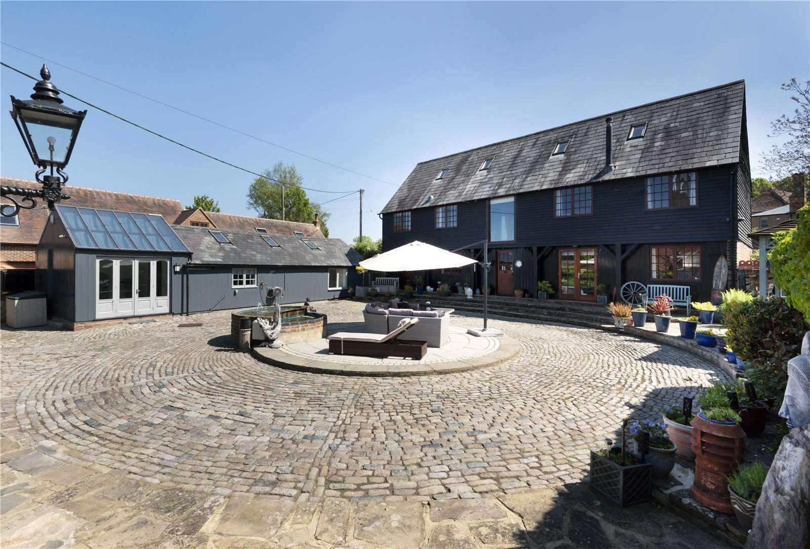 Savills Houses for sale in Sevenoaks, Kent