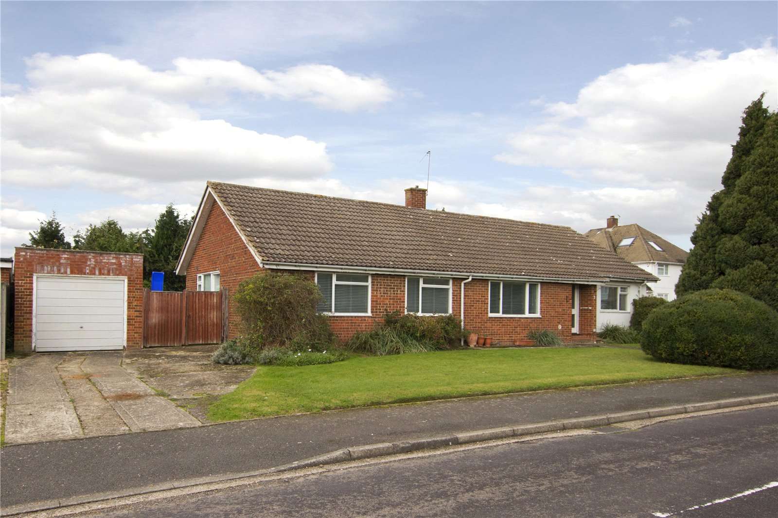 Britten Close, Tonbridge, Kent, TN10 4EG Property for sale Savills