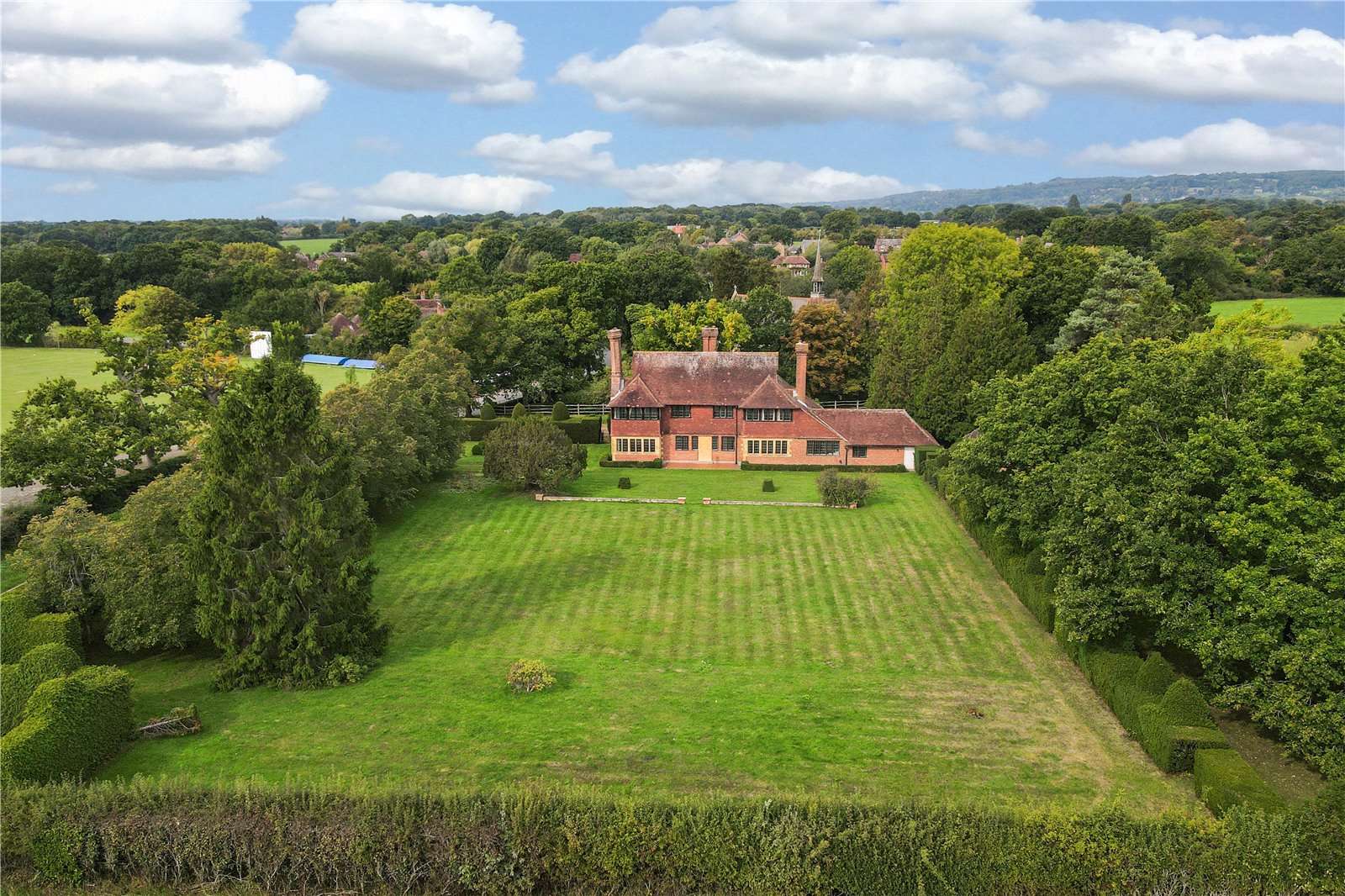 Bough Beech Road, Four Elms, Edenbridge, Kent, TN8 6NE Property for