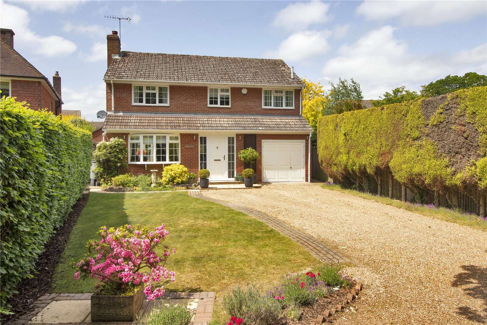 Maidstone Road, Hadlow, Tonbridge, Kent, TN11 0HR Property for sale