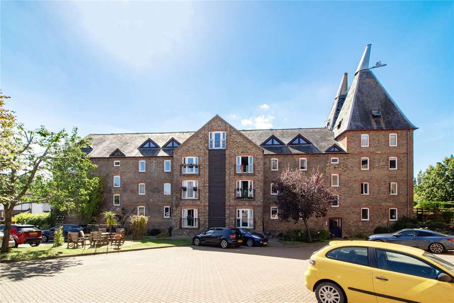 The Maltings, Carpenters Lane, Hadlow, Tonbridge, TN11 0DQ Property