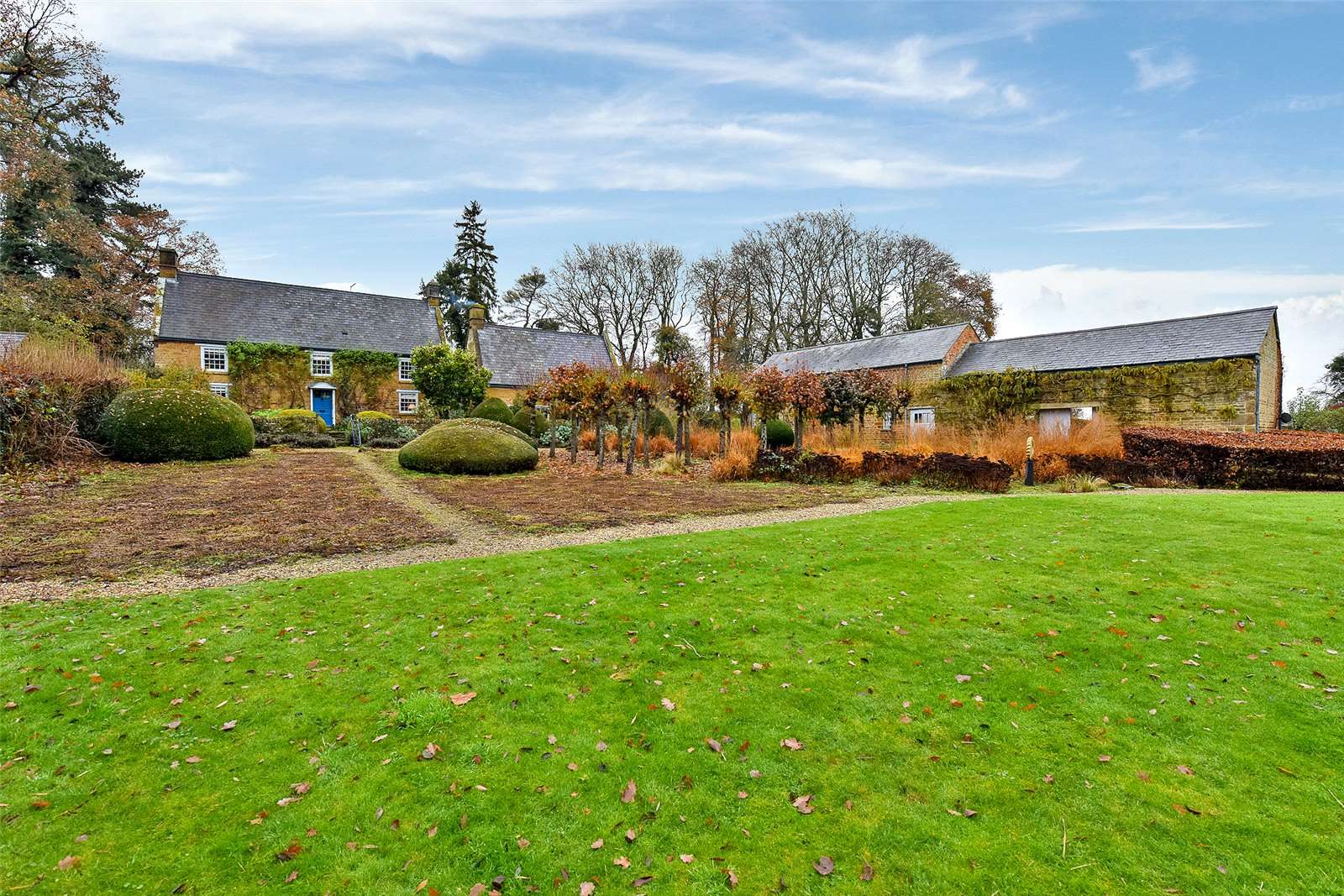 Little Everdon, Daventry, Northamptonshire, NN11 3BG Property to rent