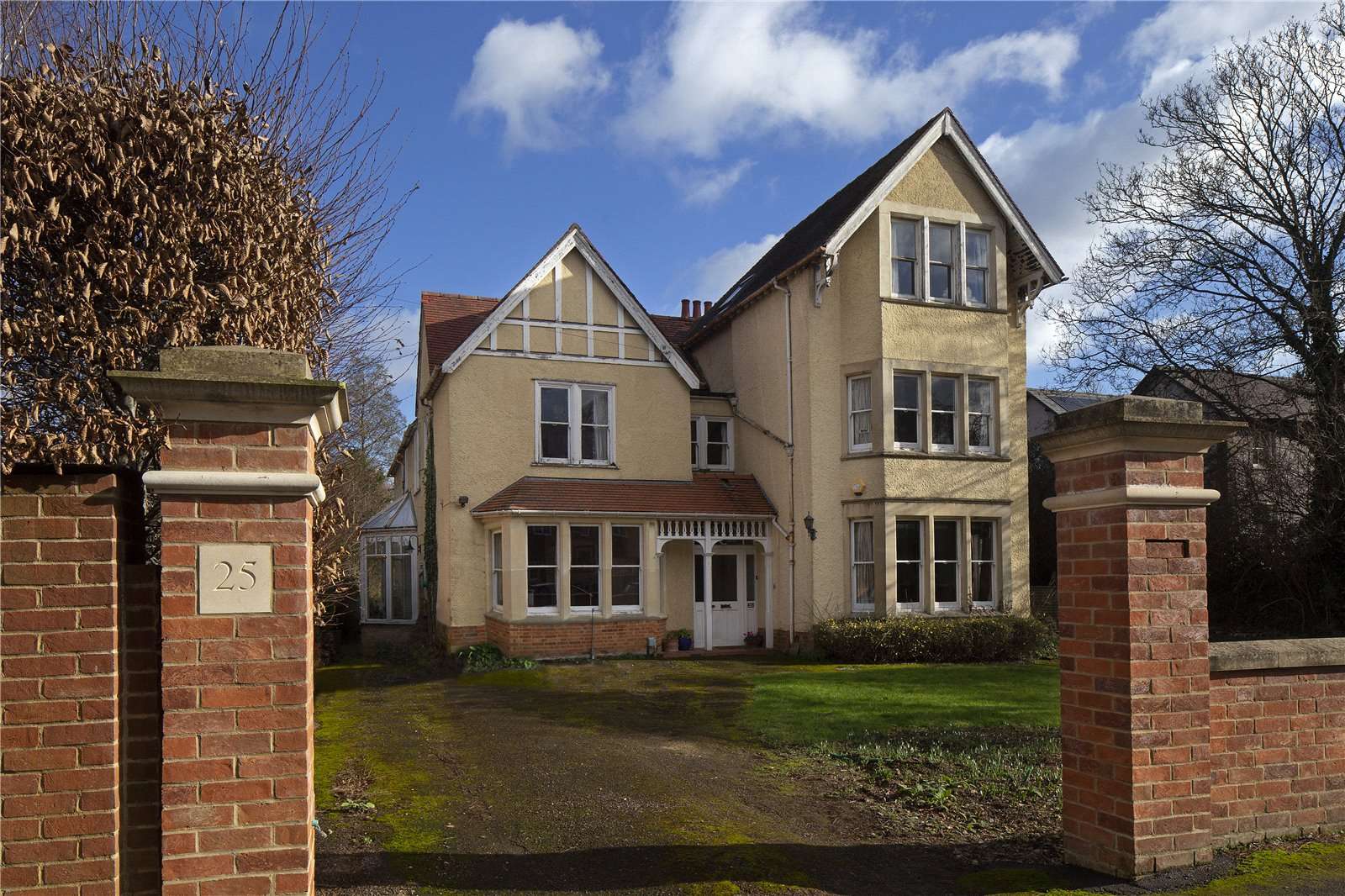 Savills Property for sale in Summertown, Oxfordshire