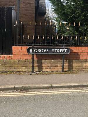 Grove St Sign