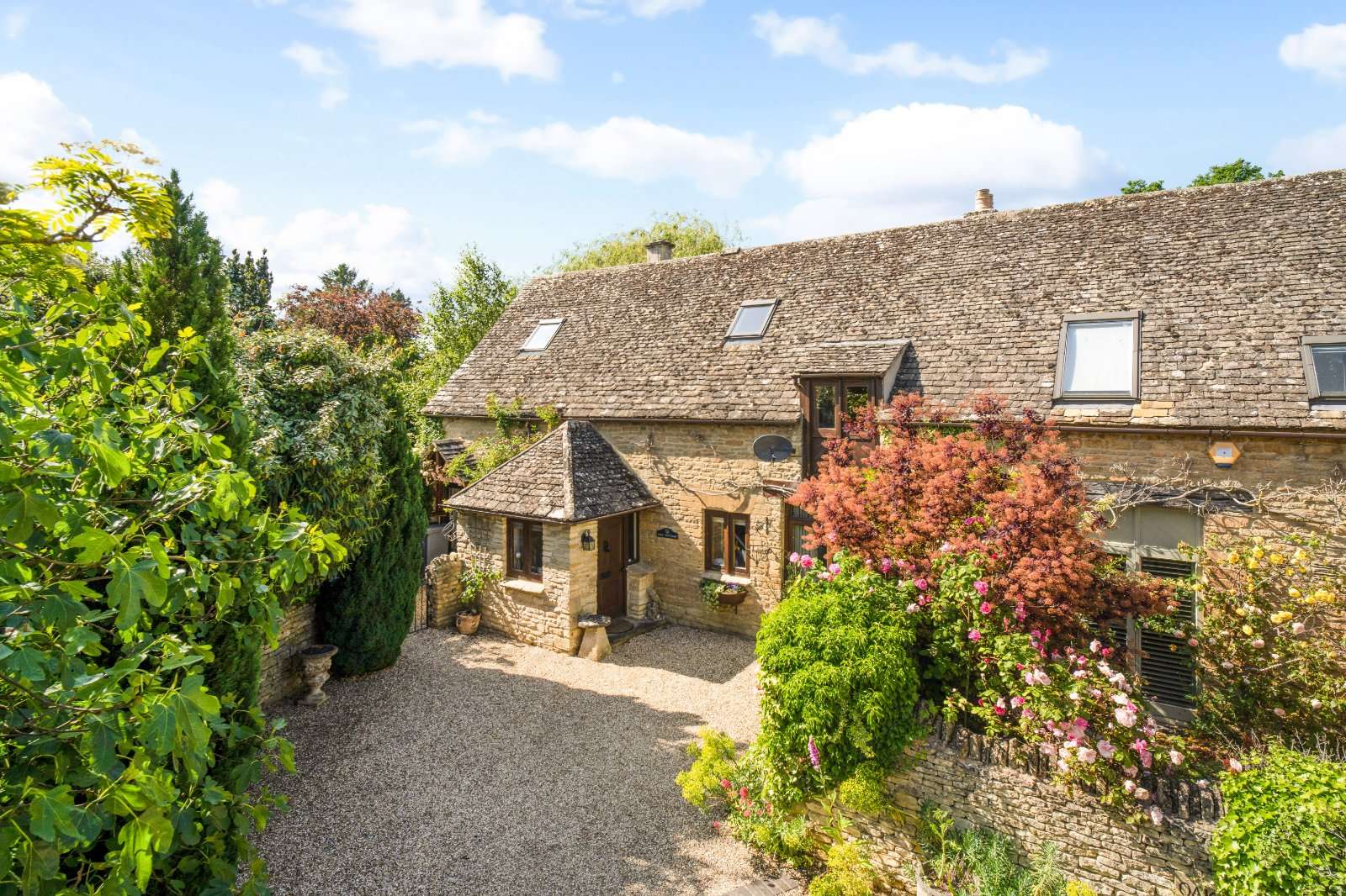 Aston Road, Bampton, Oxfordshire, OX18 2BH Property for sale Savills