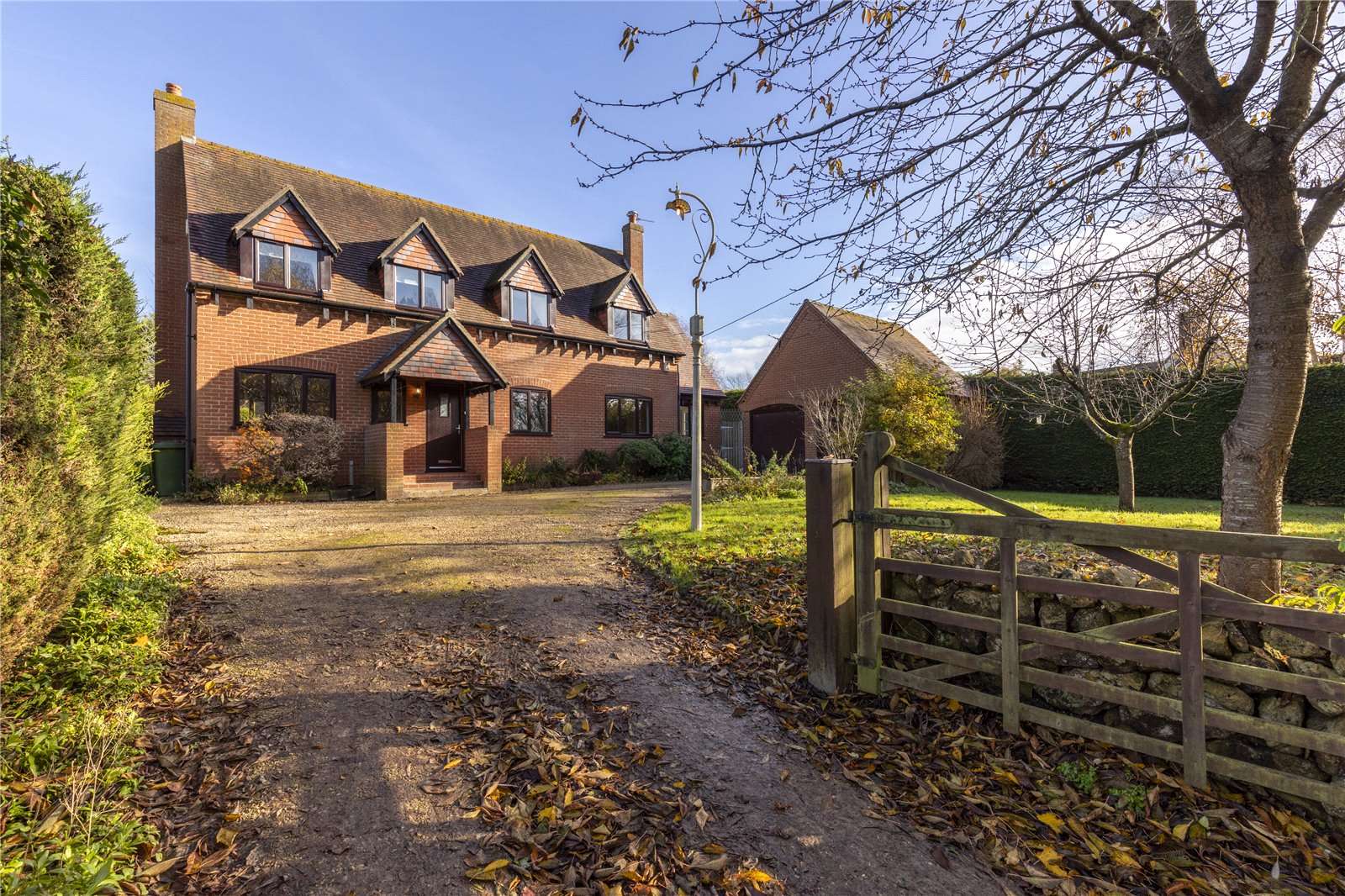 Southend, Garsington, Oxford, Oxfordshire, OX44 9DJ Property for sale