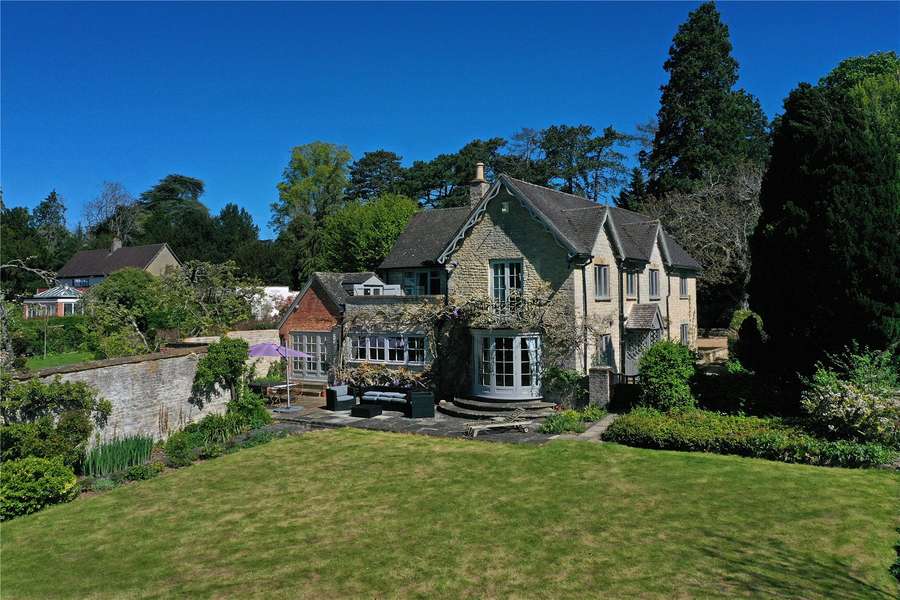 Chesterton, Bicester, Oxfordshire, OX26 1UF Property for sale Savills