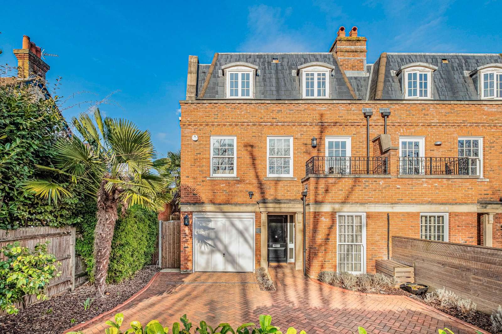 Park Road, Hampton Hill, Hampton, Middlesex, TW12 1HP Property for