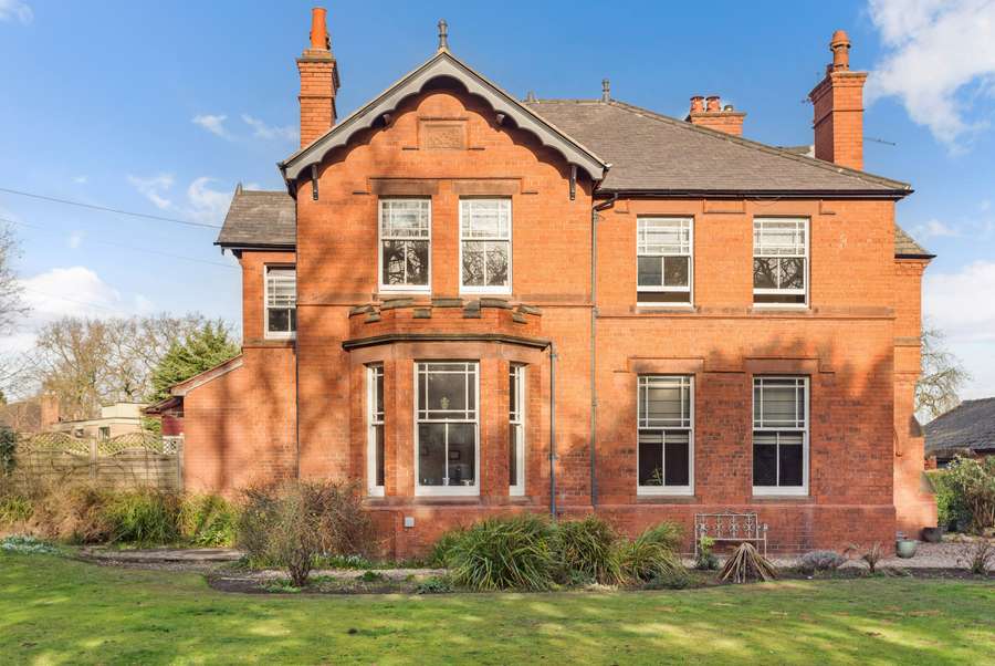 Curzon Park South, Chester, Cheshire West and Ches, CH4 8AB Property