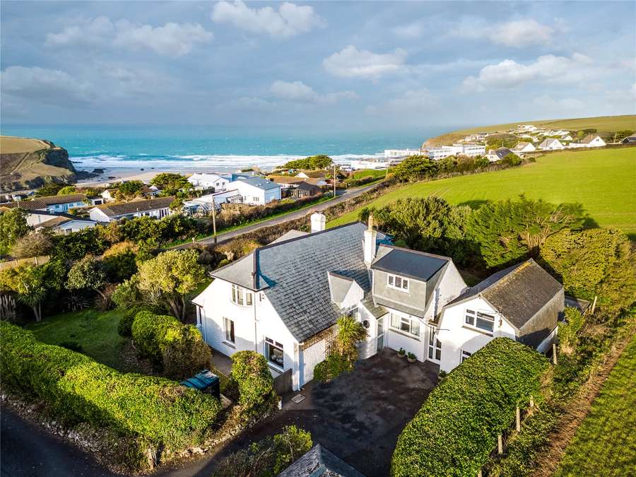 Trenance, Mawgan Porth, Newquay, Cornwall, TR8 4BT Property for sale