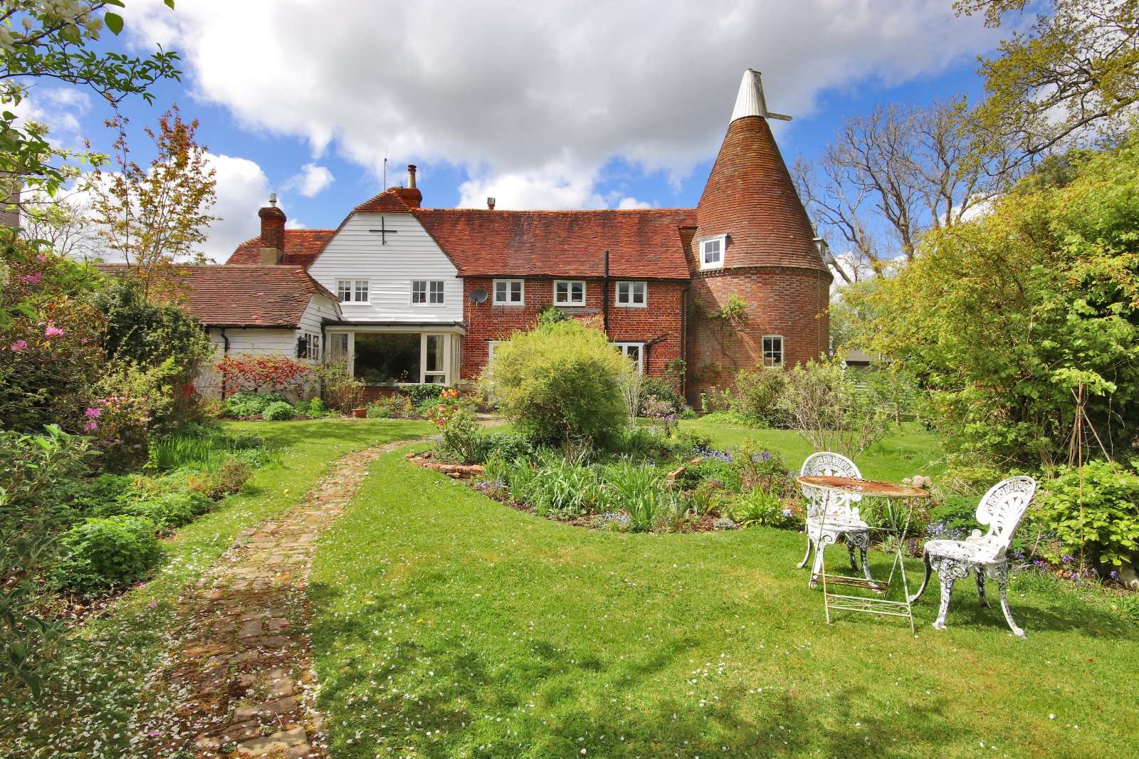 Swife Lane, Broad Oak, Heathfield, East Sussex, TN21 8UR Property for