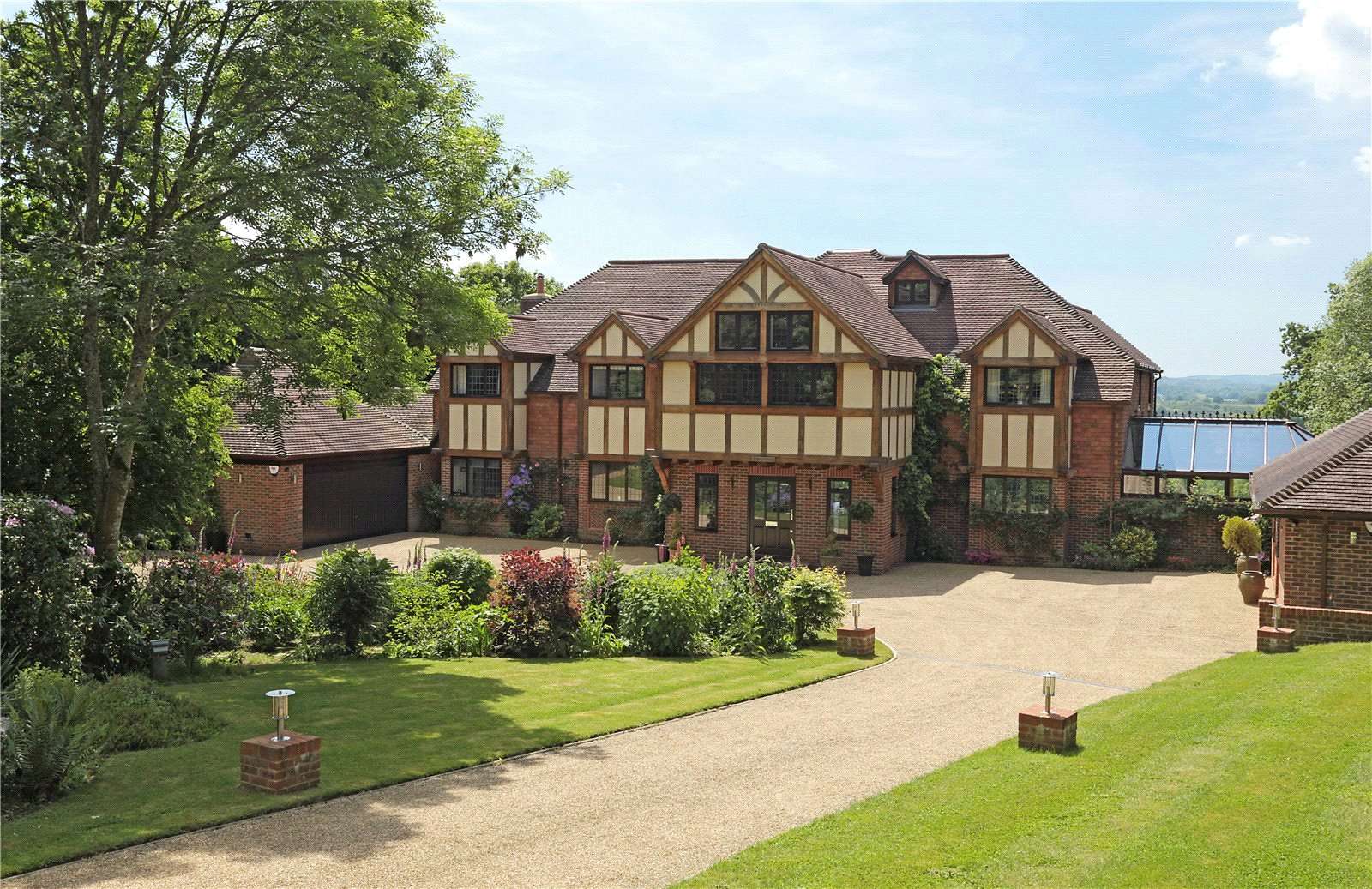 Savills Sheepstreet Lane, Nr. Ticehurst, Etchingham, East Sussex, TN19 7AZ Property for sale