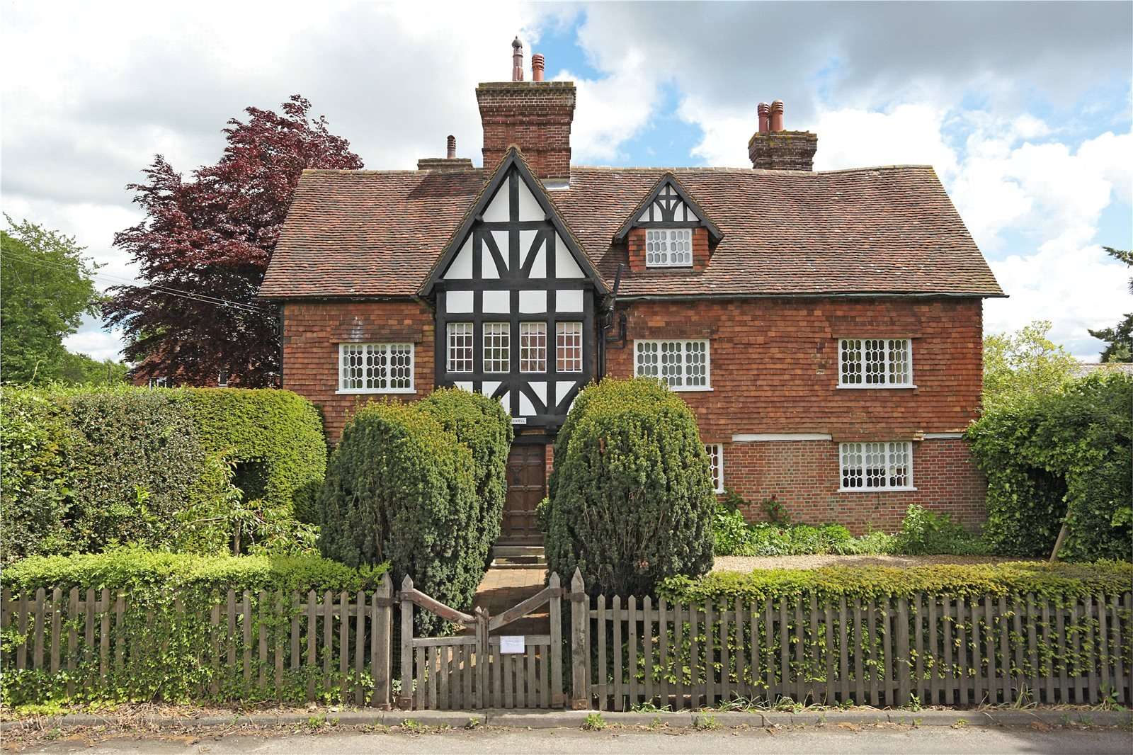 Savills Langton Road, Speldhurst, Tunbridge Wells, Kent, TN3 0NP