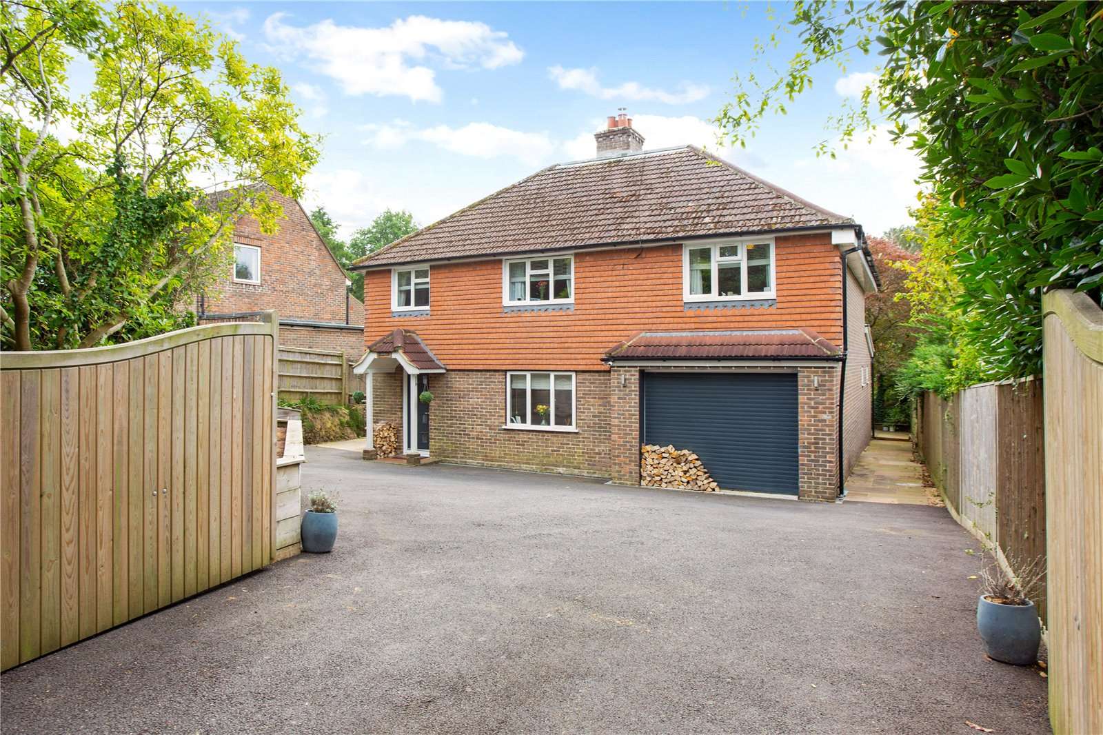 Hurtis Hill, Crowborough, East Sussex, TN6 3BL Property for sale