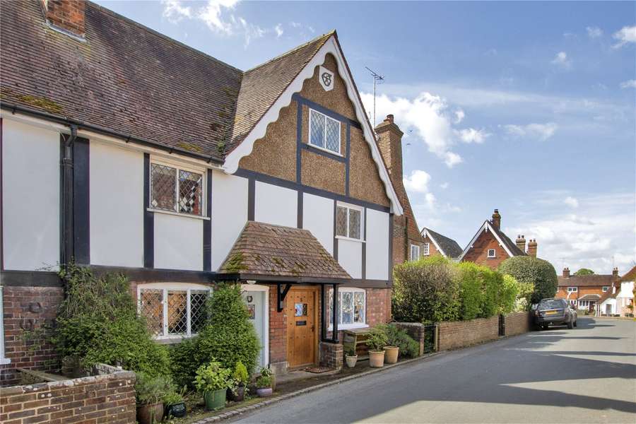 High Street, Cowden, Edenbridge, Kent, TN8 7JQ Property for sale