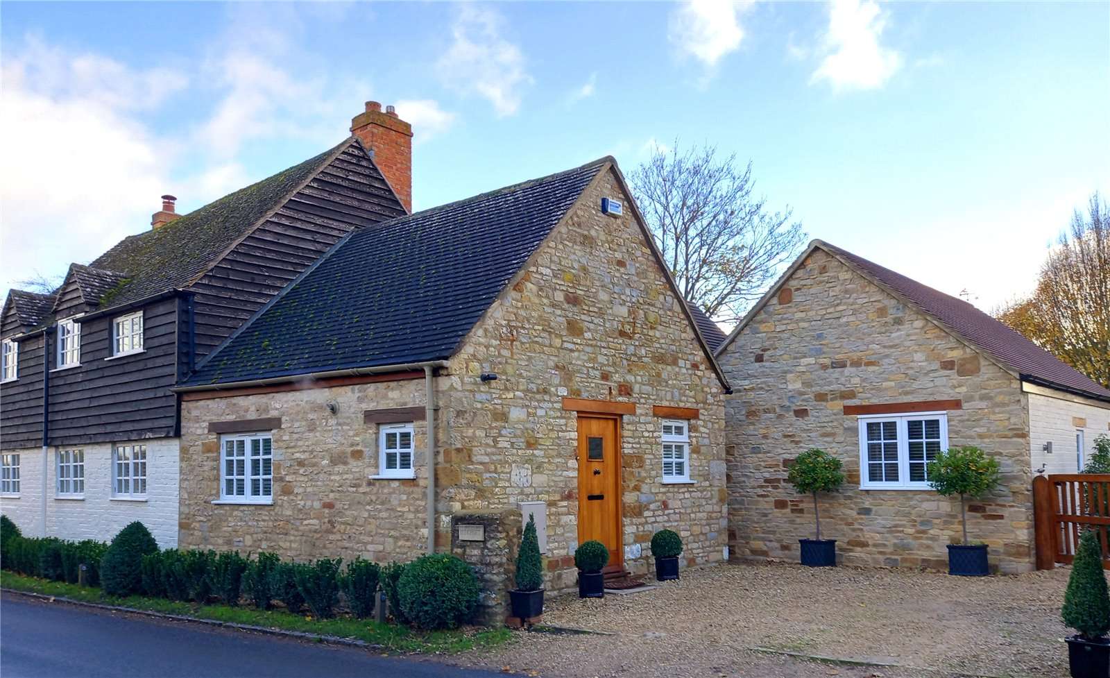 Illmington Road, Armscote, StratfordUponAvon, Warwickshire, CV37 8DD Własność na sprzedaż