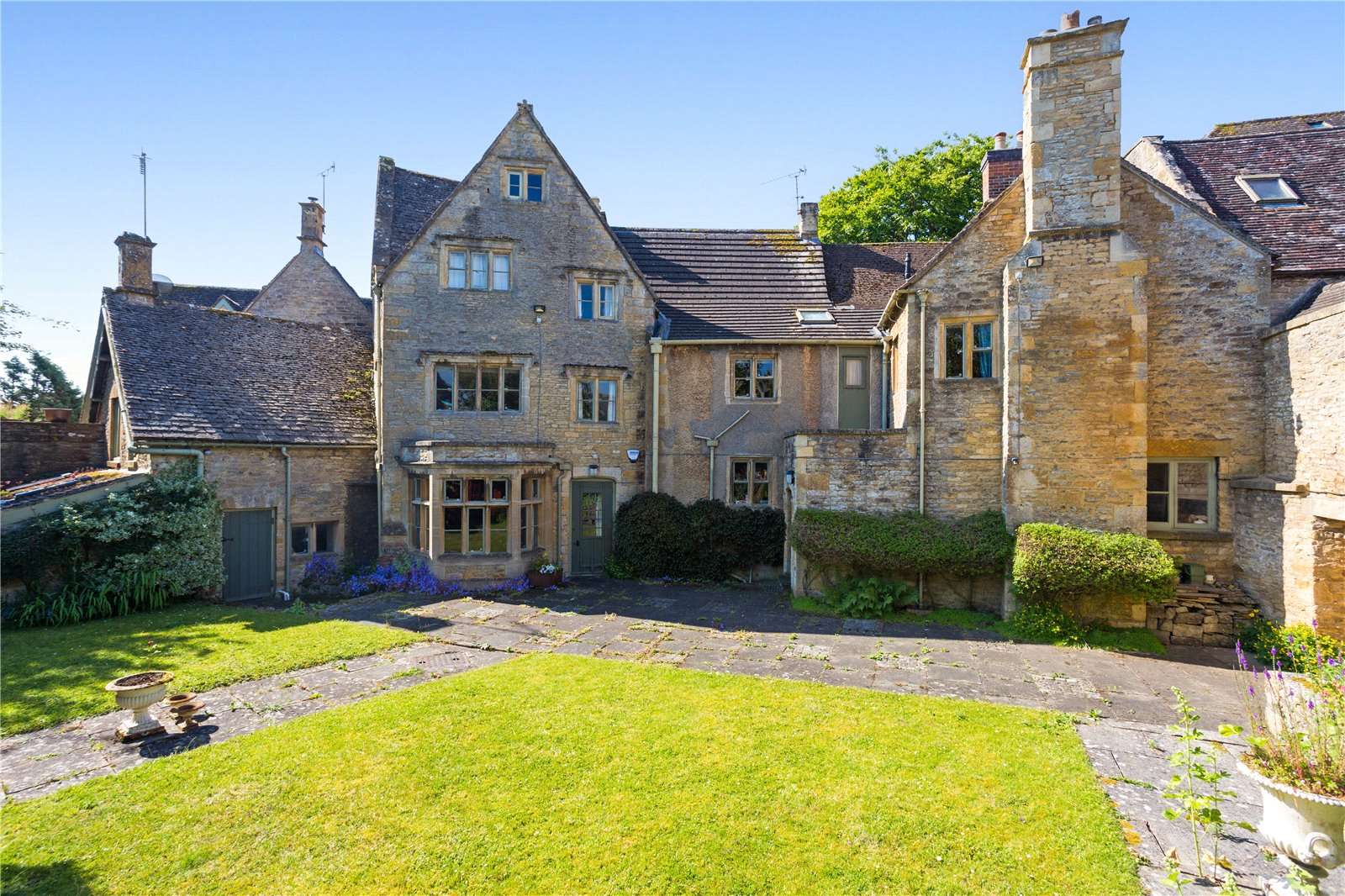 The Square, Stow on the Wold, Cheltenham, Gloucestershire, GL54 1AF | Property for sale | Savills