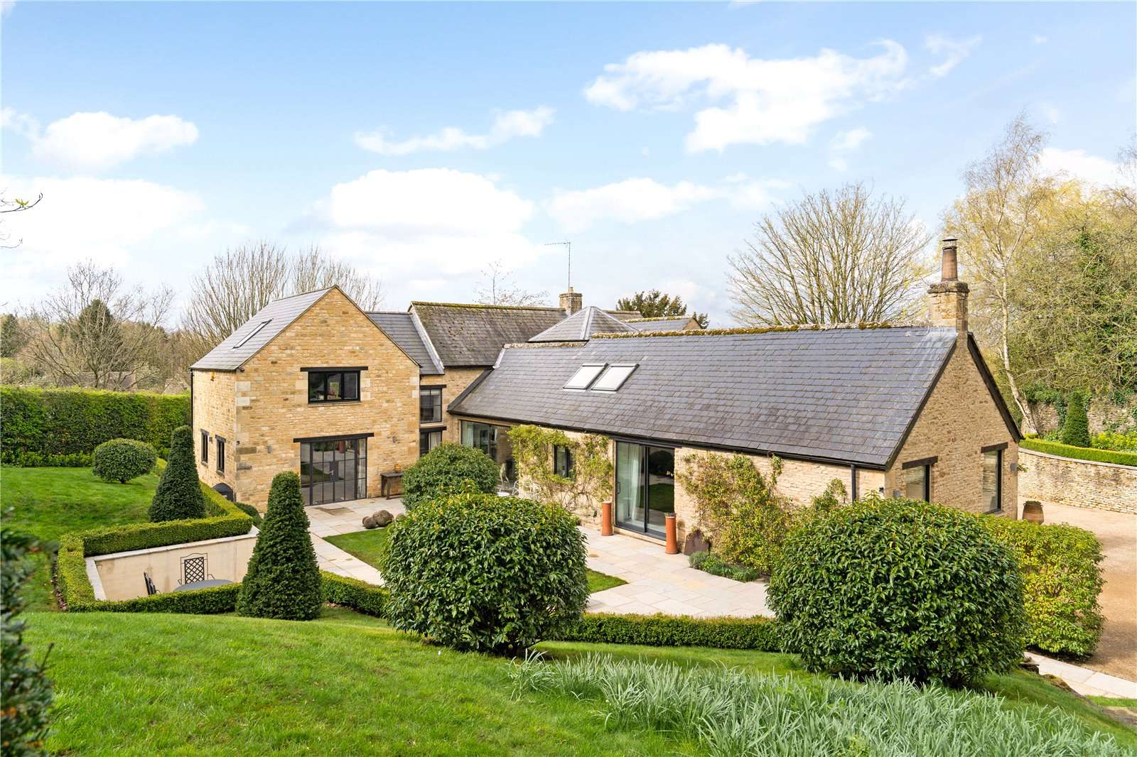 Great Rissington, Cheltenham, Gloucestershire, GL54 2LL Property for