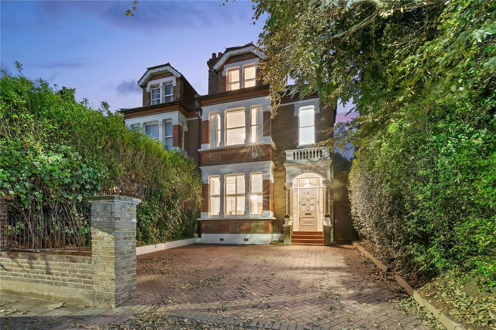 Earlsfield Road, London, SW18 3DA Property for sale Savills