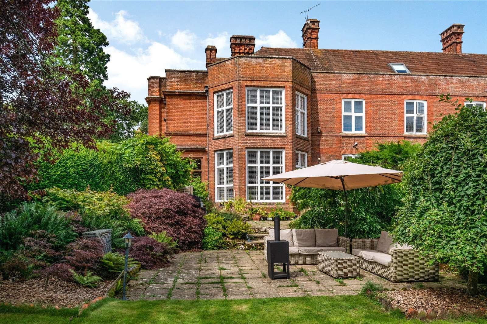 Deanwood House, Stockcross, Newbury, Berkshire, RG20 8JP Property for