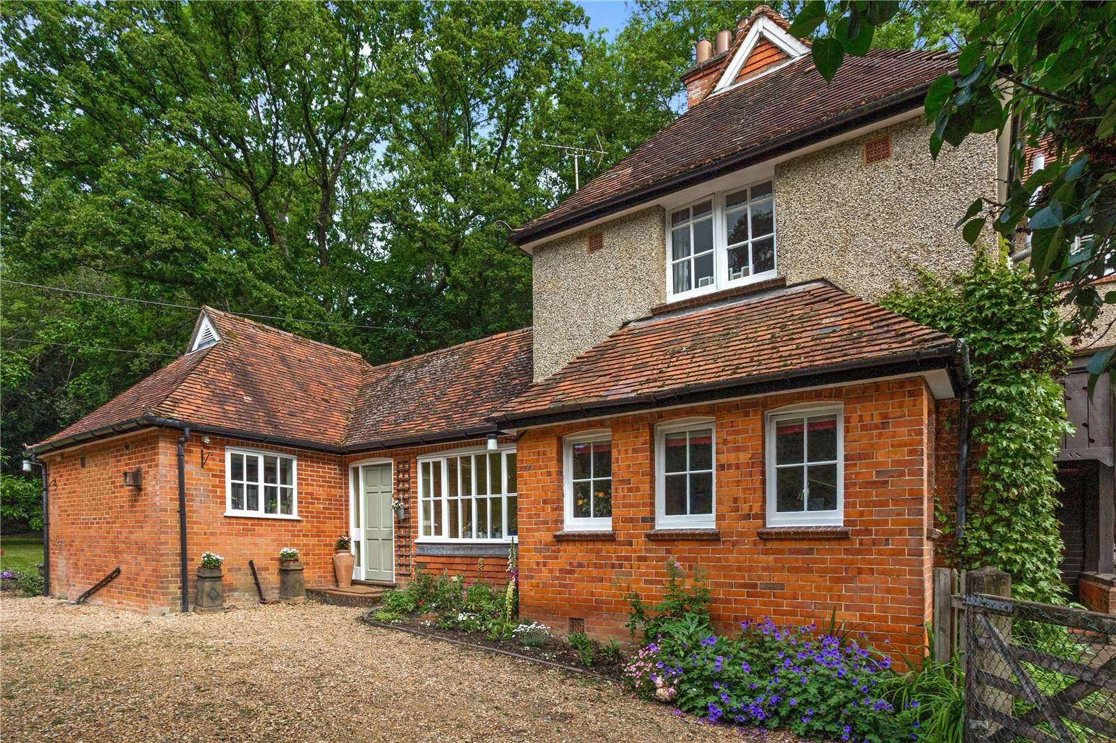 Savills The Avenue, Chapel Row, Reading, RG7 6NN Property for sale