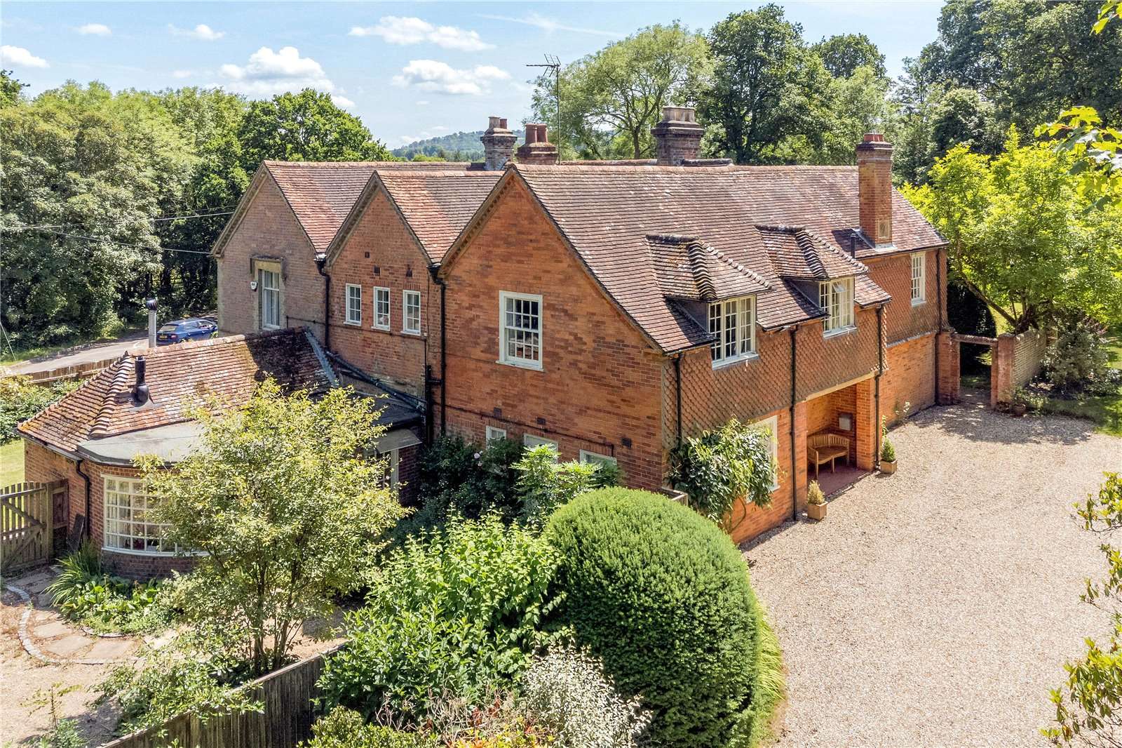 Mount Road, Highclere, Newbury, Berkshire, RG20 9QY Property for sale