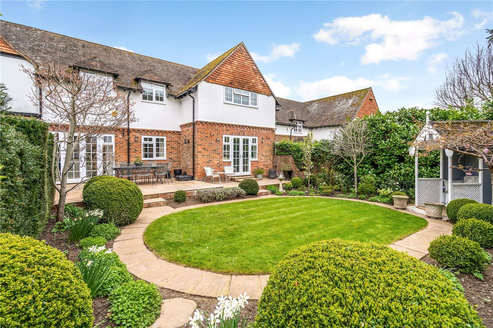 Donnington Park, Donnington, Newbury, Berkshire, RG14 2EP Property