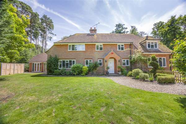 Red Shute Hill, Hermitage, Thatcham, Berkshire, RG18 9QH