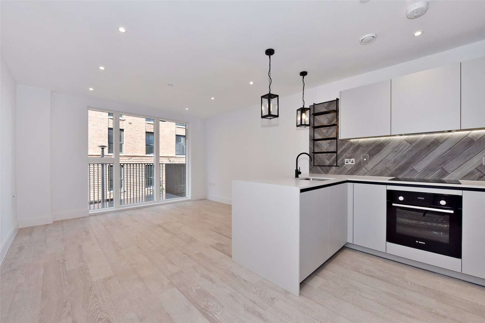 Darjeeling House, Memorial Avenue, Slough, SL1 3GN Ngôi nhà mới cho