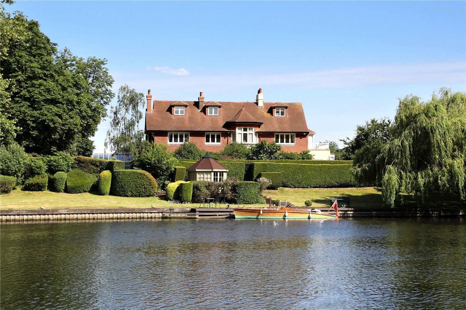 Savills River Road, Taplow, Maidenhead, Berkshire, SL6 0BG Property
