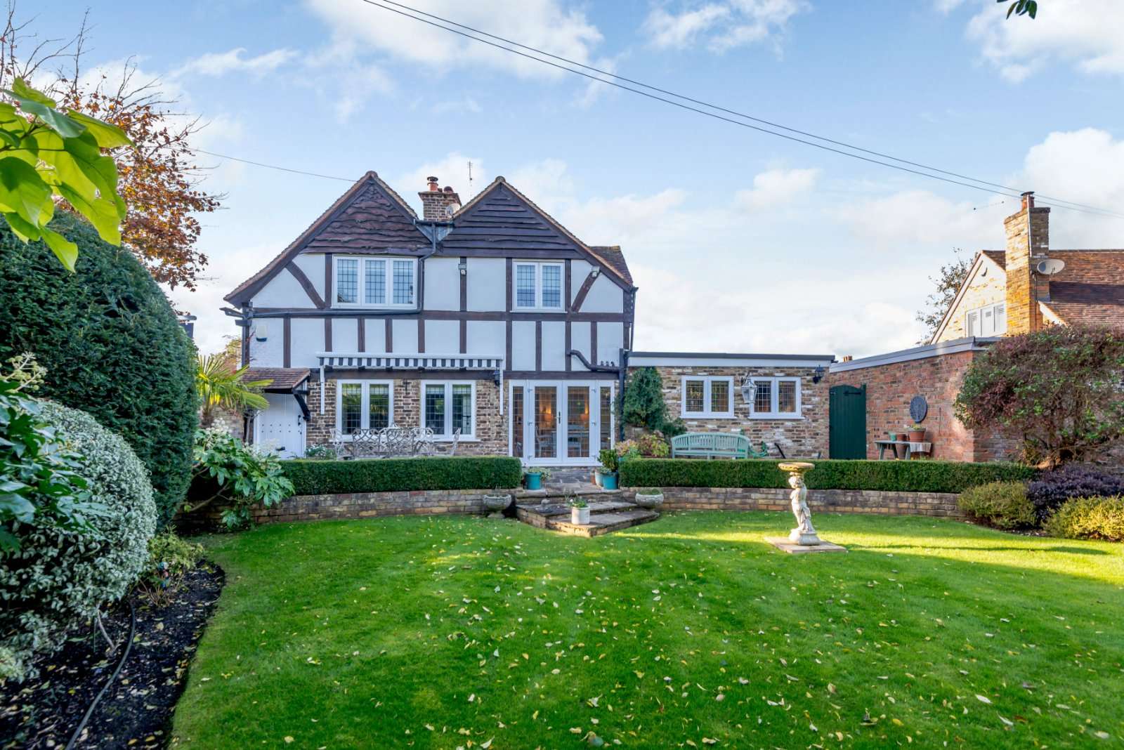 Old Mill Lane, Bray, Maidenhead, Berkshire, SL6 2BD Property for sale