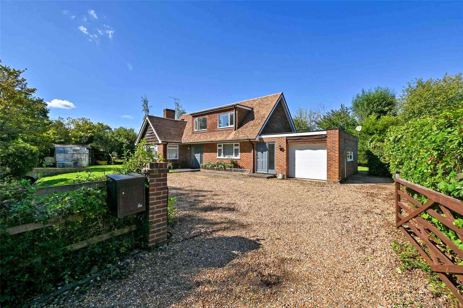 Houses for sale in Langley, Slough | Savills