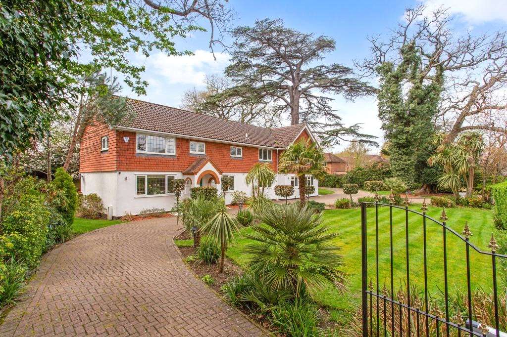 St. Leonards Hill, Windsor, Berkshire, SL4 4AH Property for sale