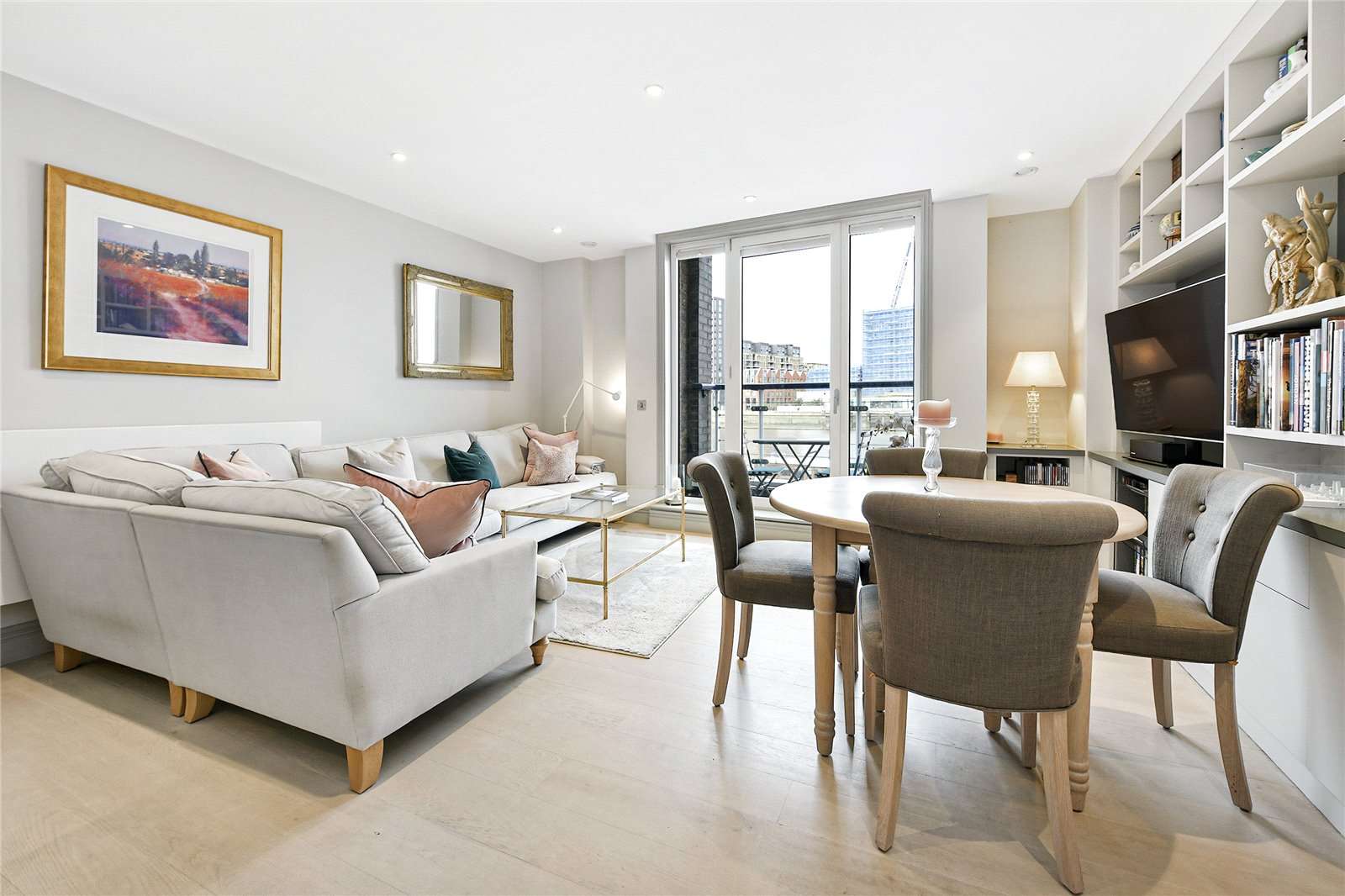 Ivory House, Clove Hitch Quay, London, SW11 3FA Bất động sản để bán