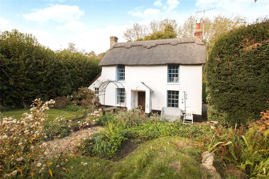Savills Lime Kiln Road Lytchett Matravers Poole Dorset Bh16